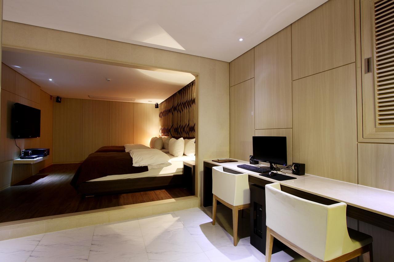Uijeongbu Latree Hotel Zewnętrze zdjęcie