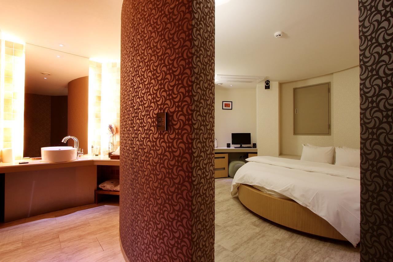 Uijeongbu Latree Hotel Zewnętrze zdjęcie