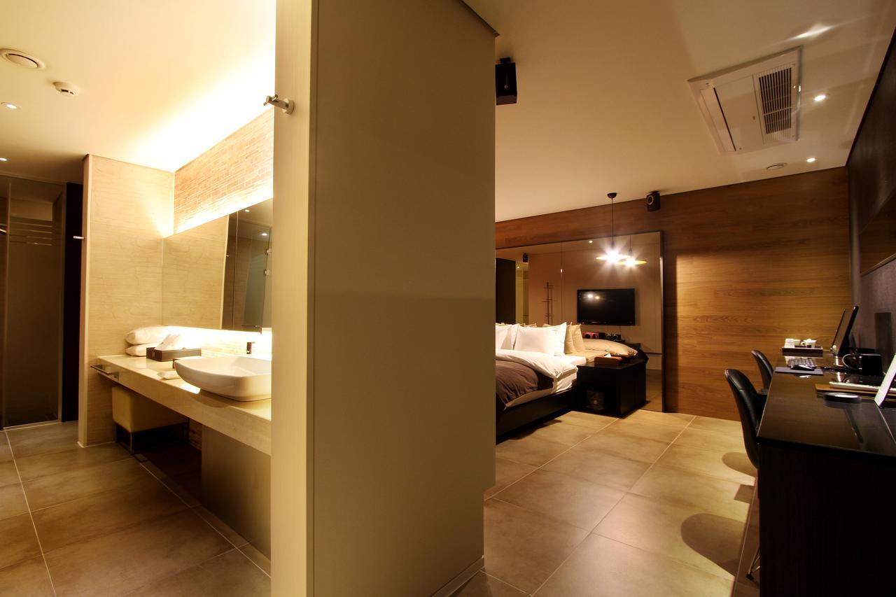 Uijeongbu Latree Hotel Zewnętrze zdjęcie